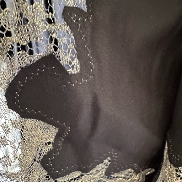 Rosamosario 100% Silk Black Silk Gold Chantilly Lace Kaftan with Train Clemira - Picture 16 of 17
